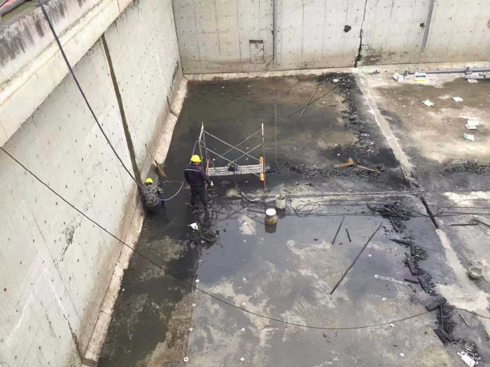 伸缩缝如何进行堵漏